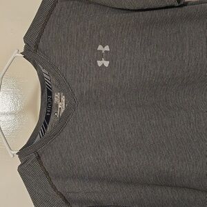 Under Armour fitted top